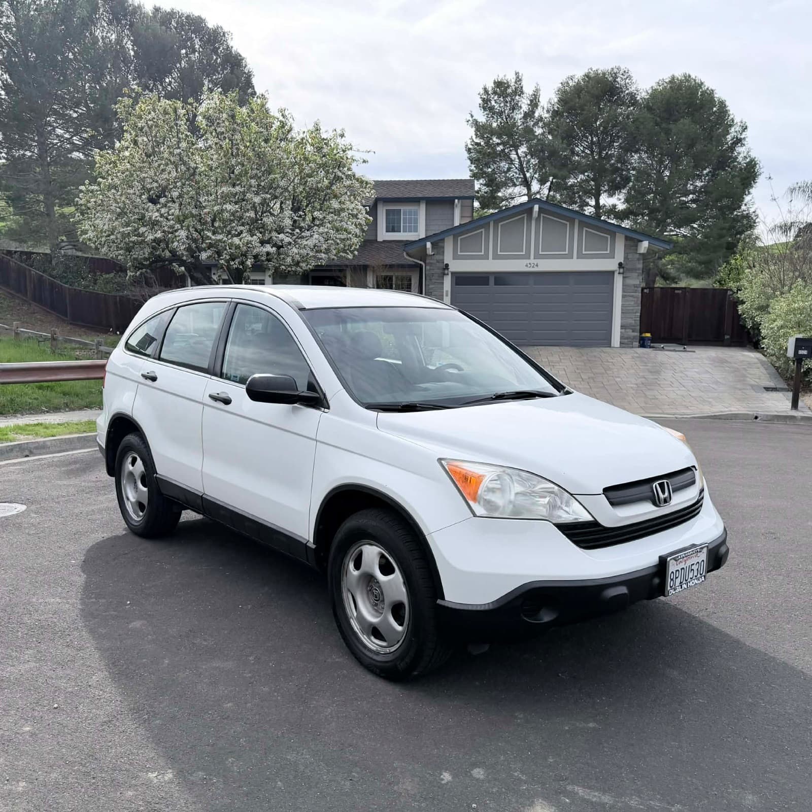 2007 Honda CR-V, photo 2 of 16, at United Flex Auto Sales in Pleasant Hill, CA