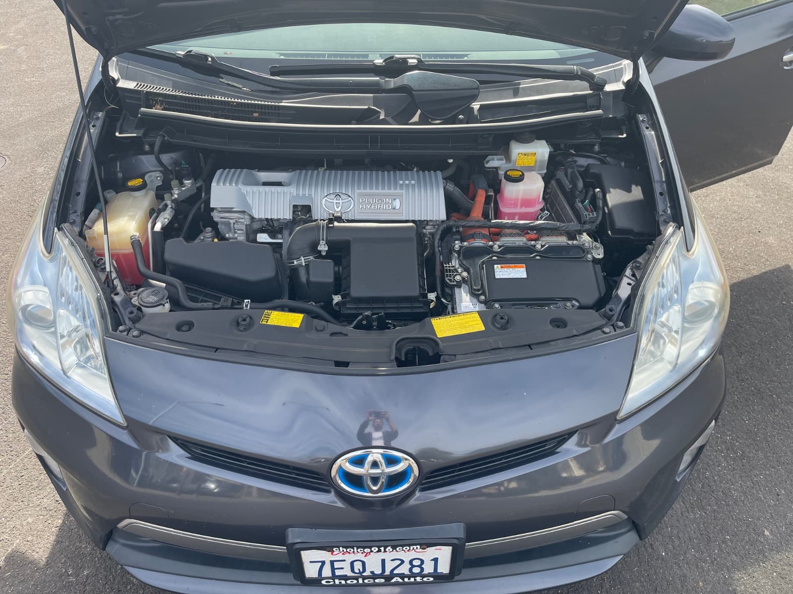 2014 Toyota Prius, photo 17 of 17, at United Flex Auto Sales in Pleasant Hill, CA