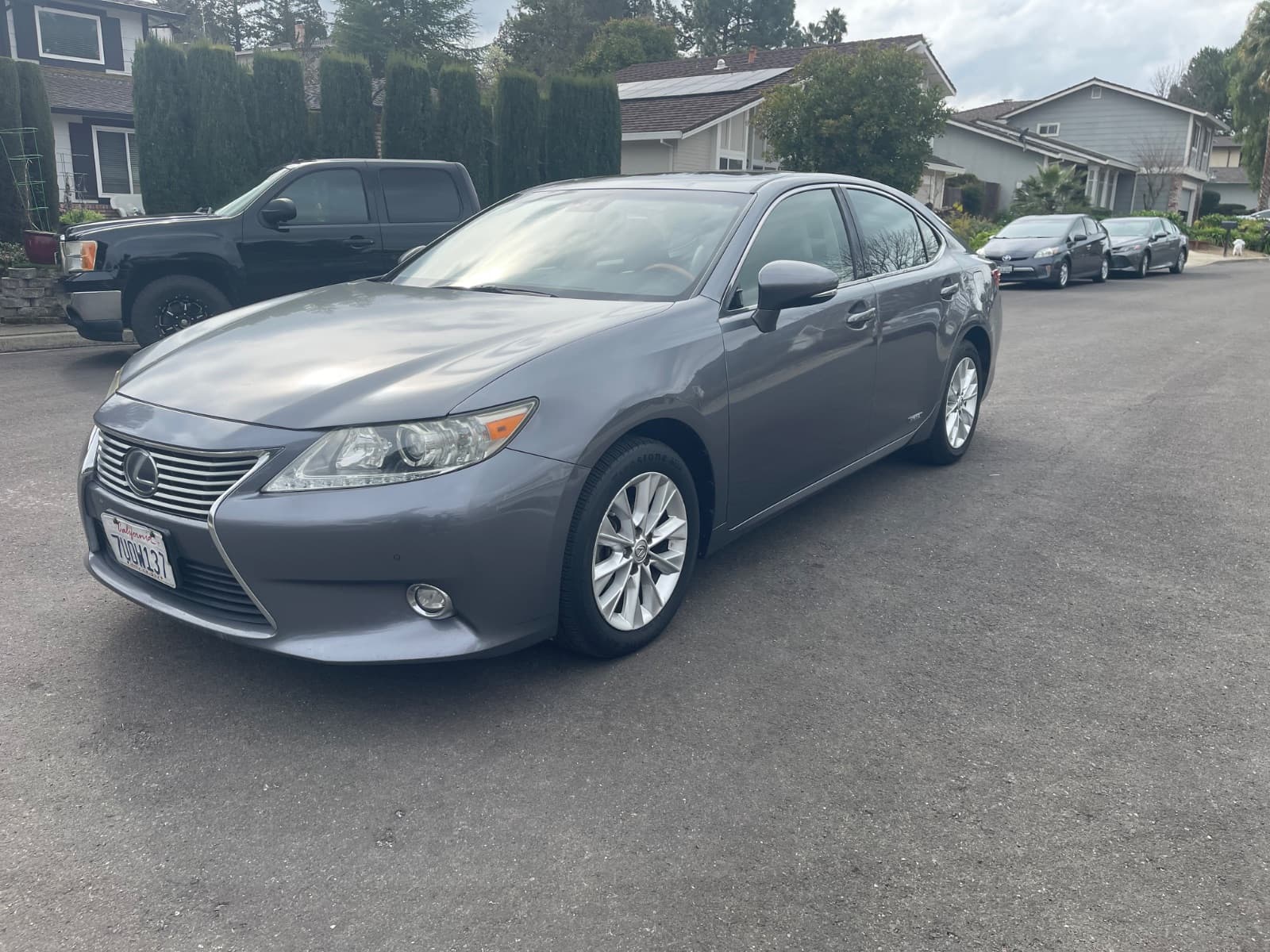 2014 Lexus ES 300h, grey, for sale at United Flex Auto Sales in Pleasant Hill, CA