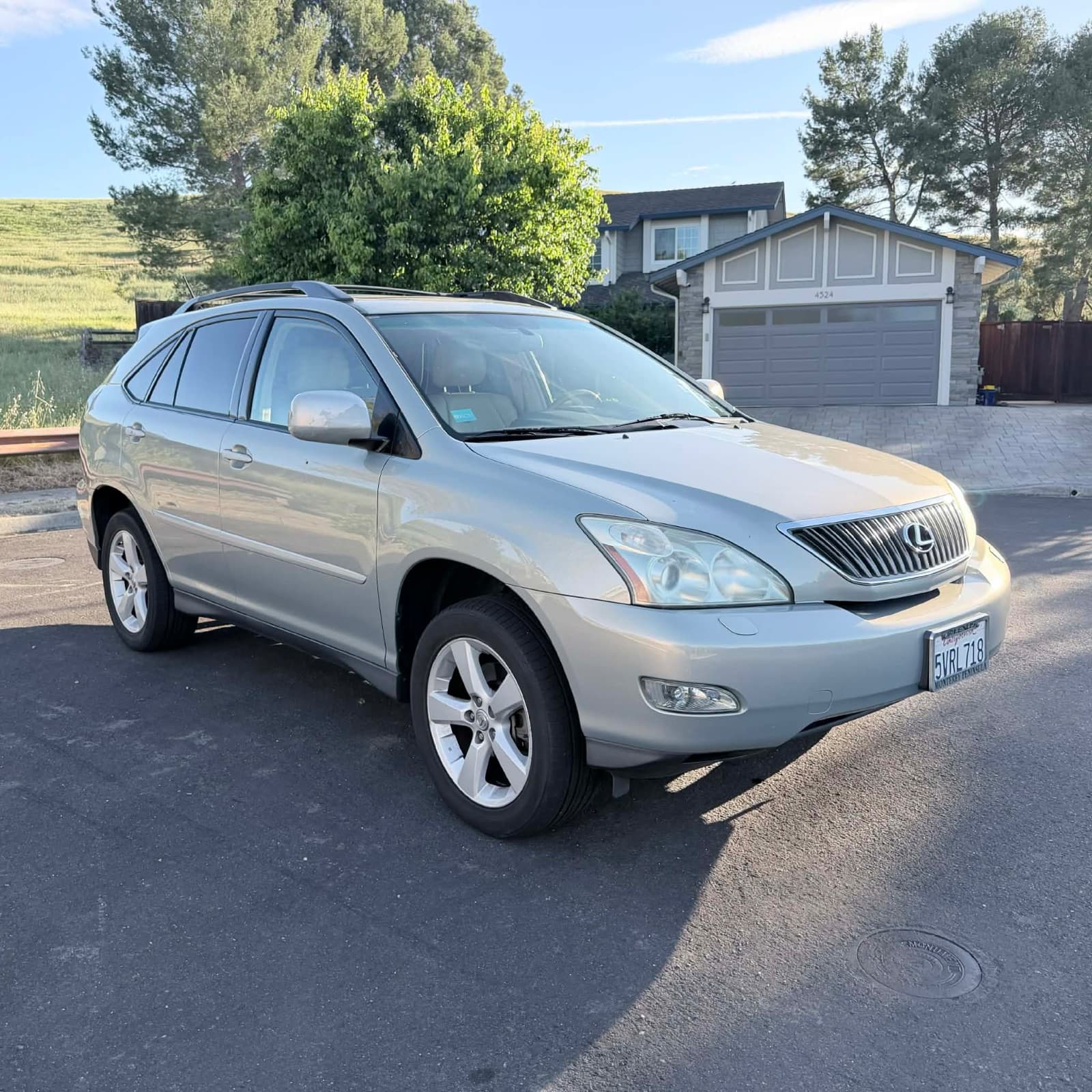2007 Lexus RX, photo 2 of 16, at United Flex Auto Sales in Pleasant Hill, CA