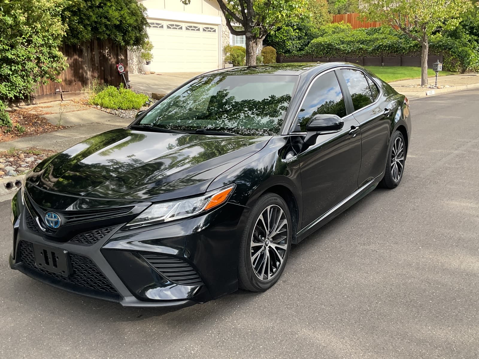 2018 TOYOTA Camry