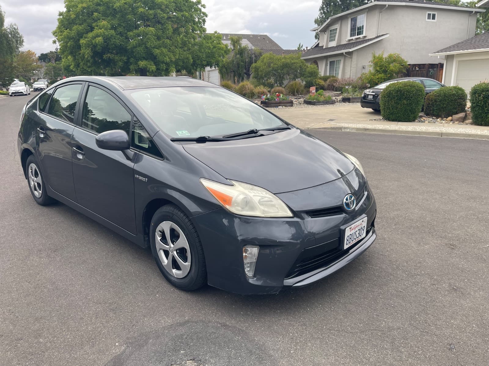 2013 Toyota Prius, photo 2 of 3, at United Flex Auto Sales in Pleasant Hill, CA