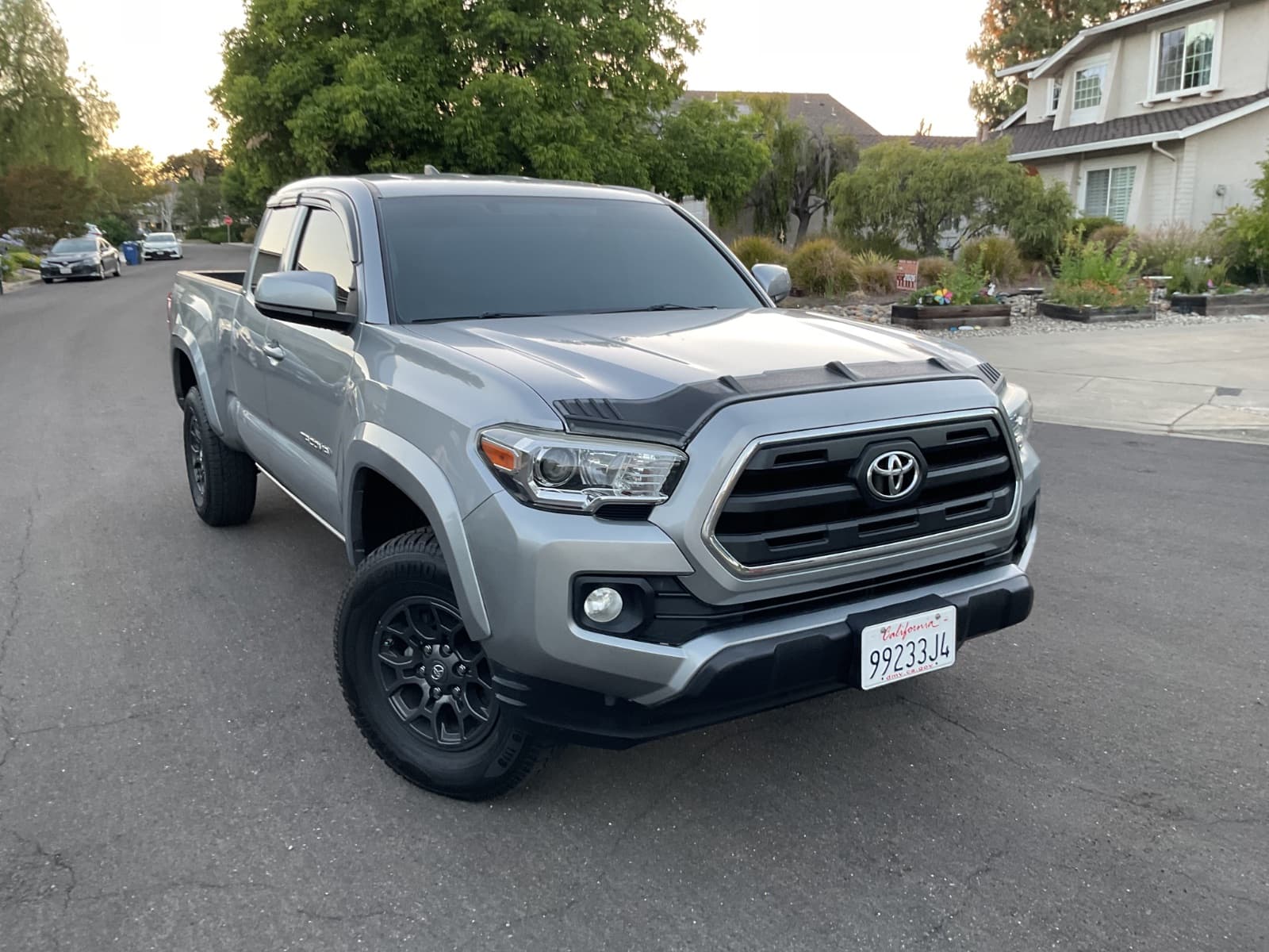 2017 Toyota Tacoma, photo 2 of 16, at United Flex Auto Sales in Pleasant Hill, CA