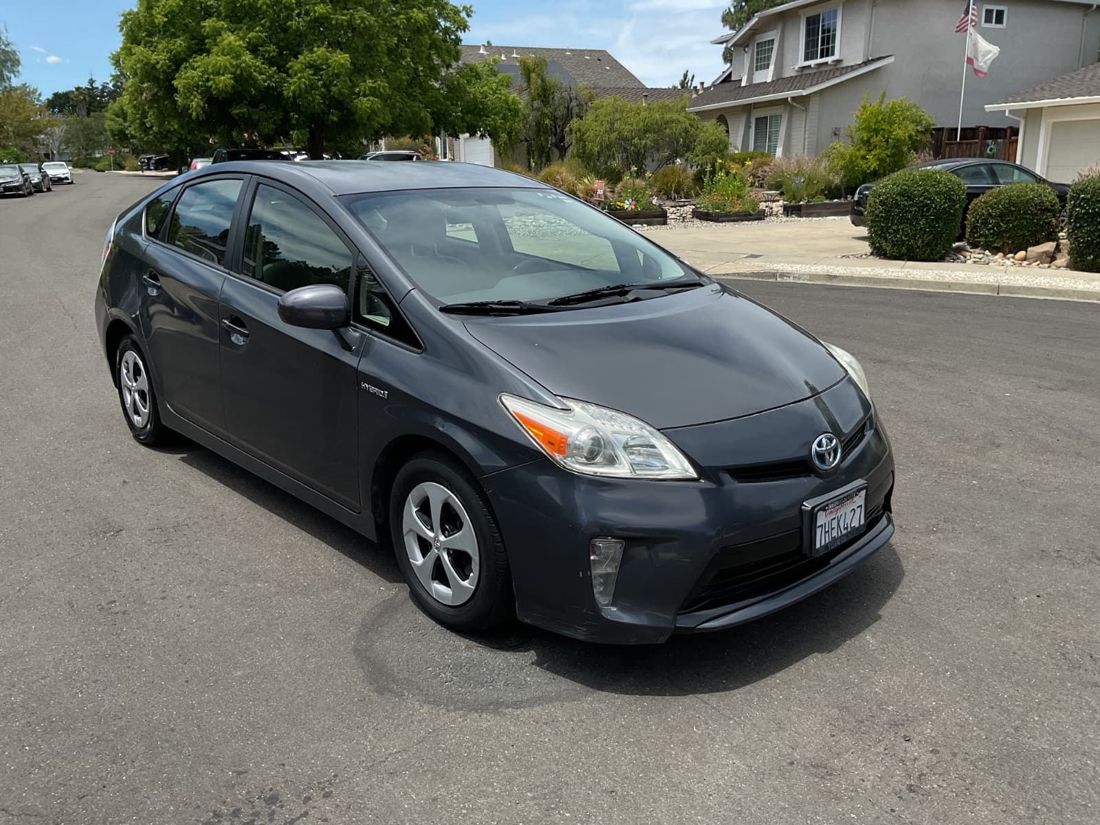 2013 Toyota Prius, photo 2 of 13, at United Flex Auto Sales in Pleasant Hill, CA