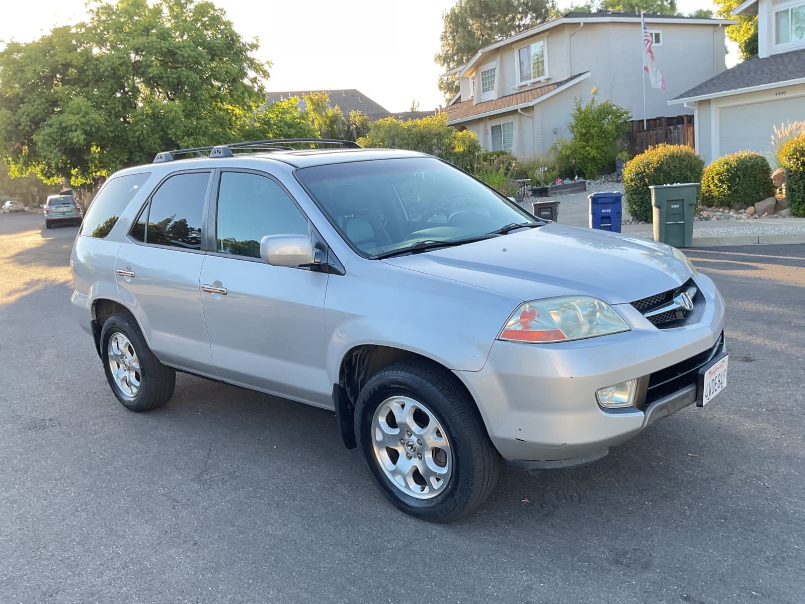 2002 Acura MDX, photo 2 of 20, at United Flex Auto Sales in Pleasant Hill, CA