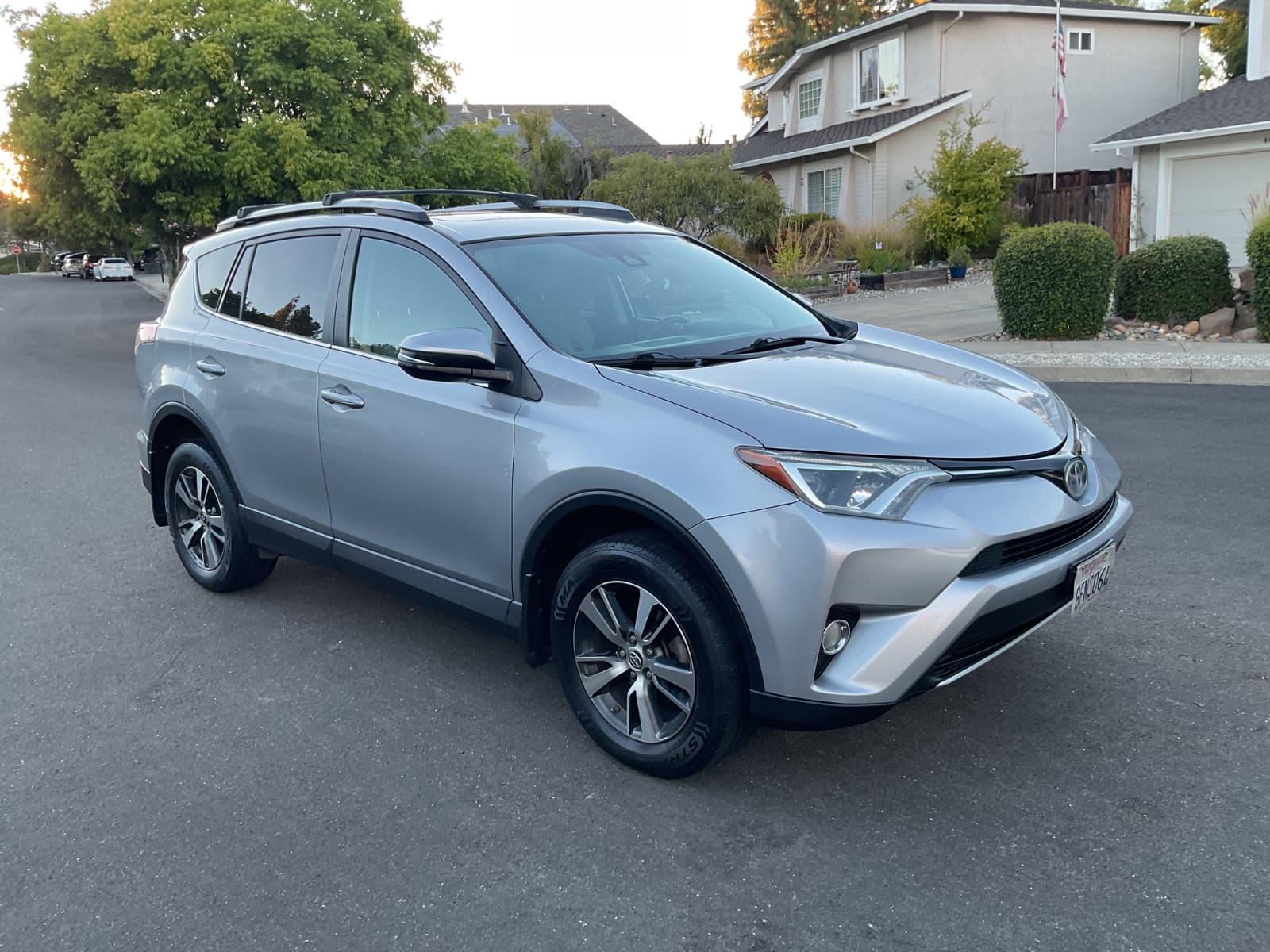 2018 Toyota RAV4, photo 2 of 20, at United Flex Auto Sales in Pleasant Hill, CA