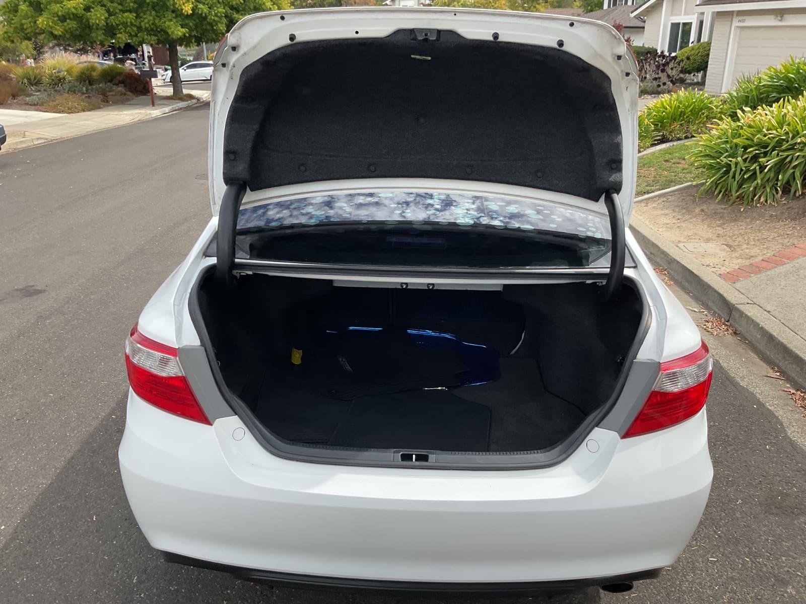 2017 Toyota Camry, photo 17