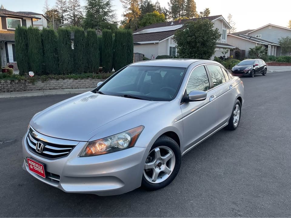 2011 Honda Accord EX-L, photo 8 of 8, at United Flex Auto Sales in Pleasant Hill, CA