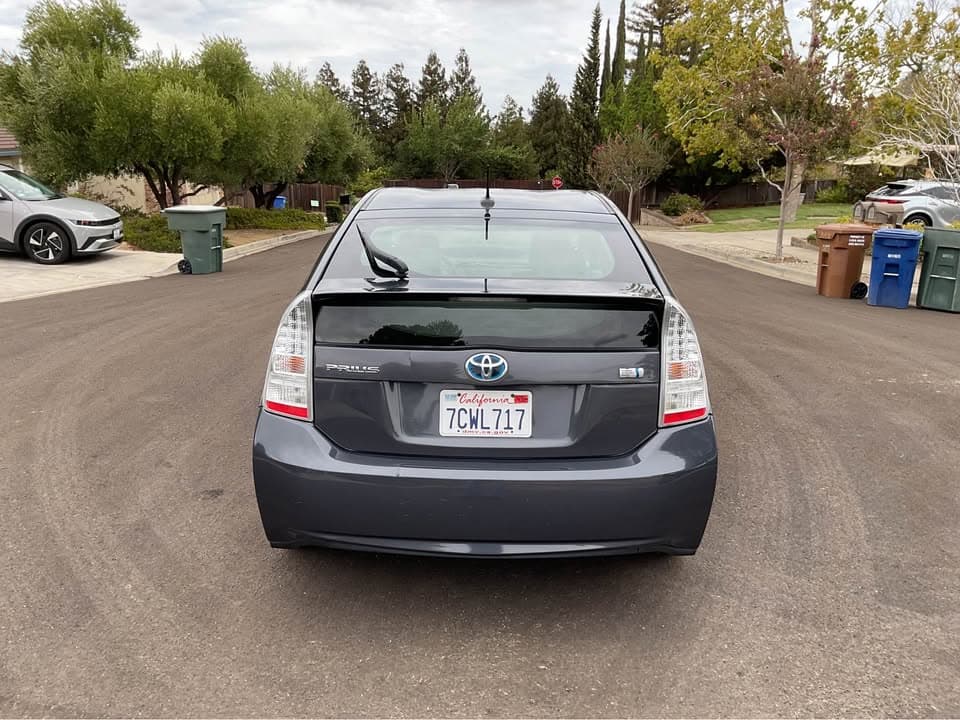 2011 Toyota Prius II, photo 8 of 8, at United Flex Auto Sales in Pleasant Hill, CA