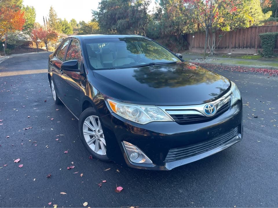 2012 Toyota Camry Hybrid XLE, photo 8 of 8, at United Flex Auto Sales in Pleasant Hill, CA
