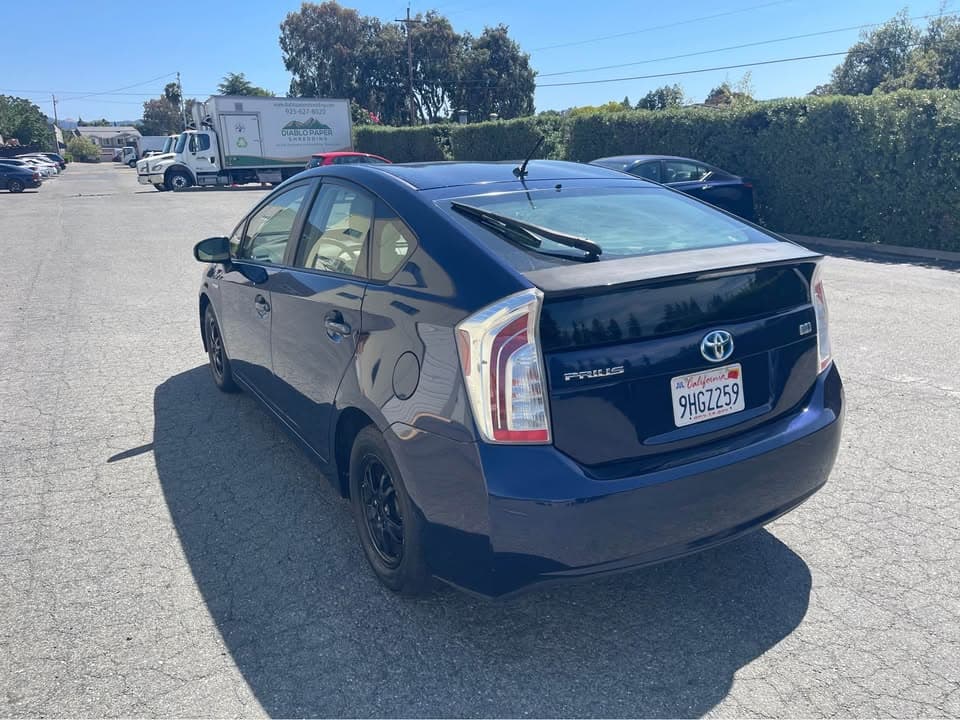 2012 Toyota Prius III, photo 8 of 8, at United Flex Auto Sales in Pleasant Hill, CA
