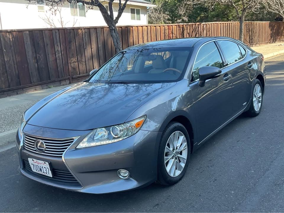 2014 Lexus ES 300h Luxury, grey, for sale at United Flex Auto Sales in Pleasant Hill, CA