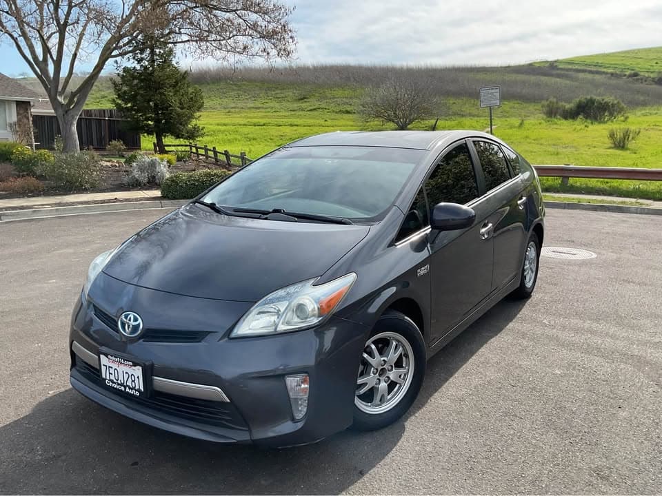 2014 Toyota Prius plug-in hybrid, photo 8 of 8, at United Flex Auto Sales in Pleasant Hill, CA