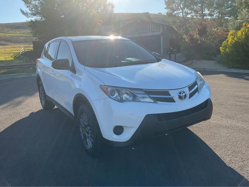 2015 Toyota RAV4 le, photo 2 of 8, at United Flex Auto Sales in Pleasant Hill, CA