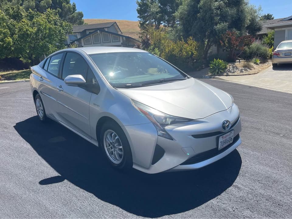 2016 Toyota Prius II, photo 2 of 8, at United Flex Auto Sales in Pleasant Hill, CA