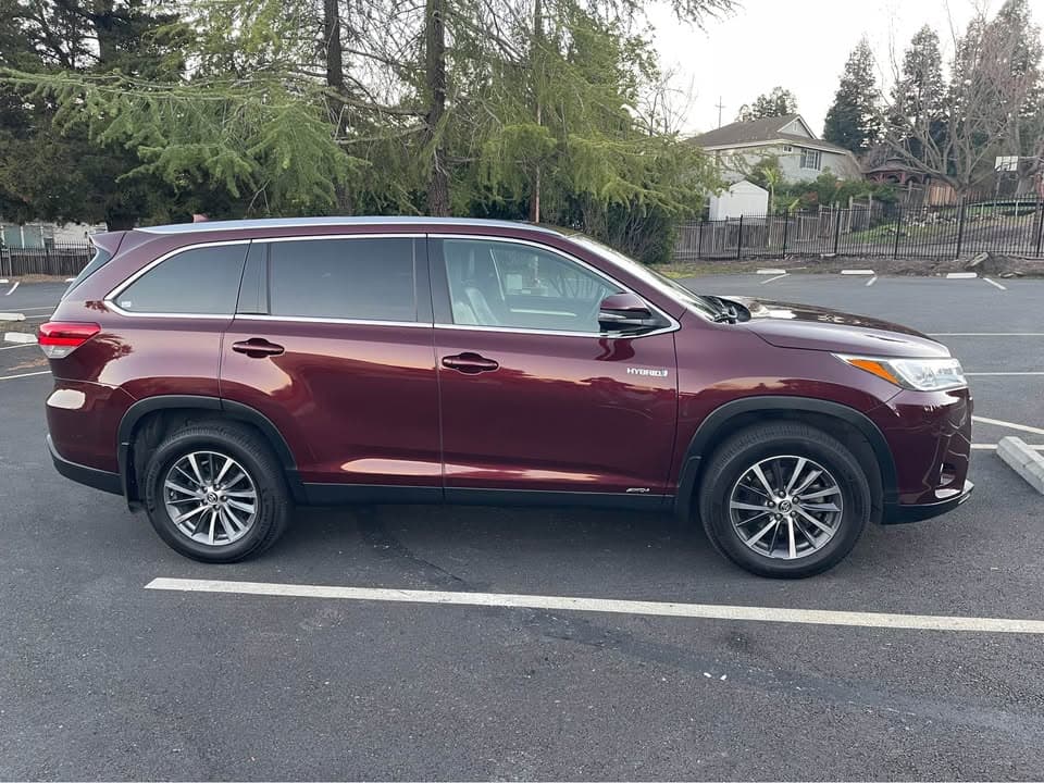 2019 Toyota Highlander Hybrid XLE, photo 8 of 8, at United Flex Auto Sales in Pleasant Hill, CA